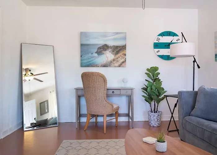 Cali 2br Getaway Firepit, Yard & Spring Charm Apartamento