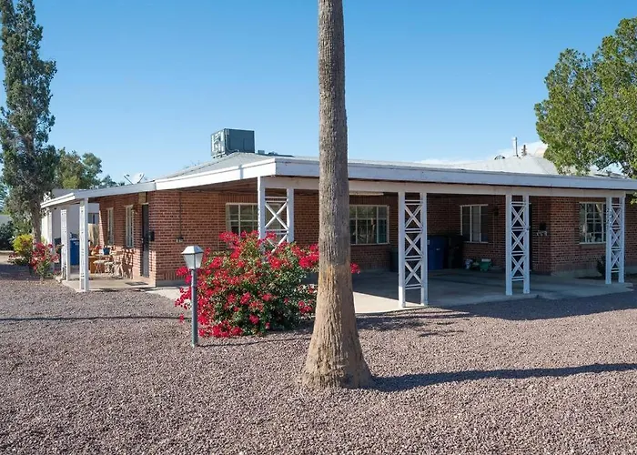 Cali 2br Getaway Firepit, Yard & Spring Charm Tucson